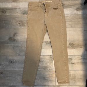 American Eagle Super Stretch Kahki Pants, 8